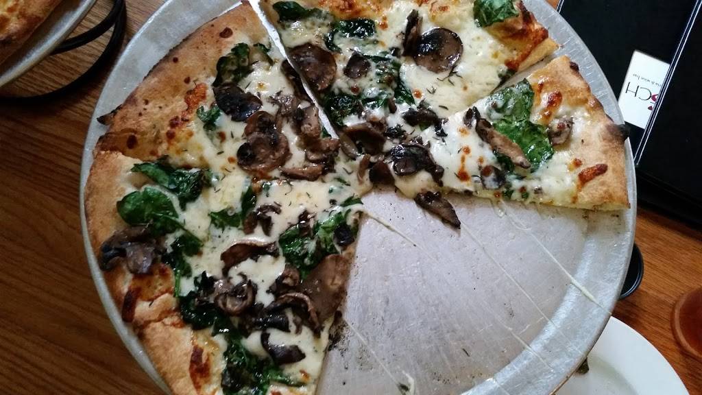 Switch Brick-Oven Pizza & Wine Bar | restaurant | 1615 S Royall St, Palestine, TX 75801, USA | 9037297700 OR +1 903-729-7700