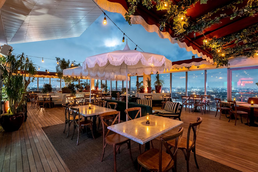 Harriets | restaurant | 8490 Sunset Blvd, West Hollywood, CA 90069, USA | 4242811860 OR +1 424-281-1860