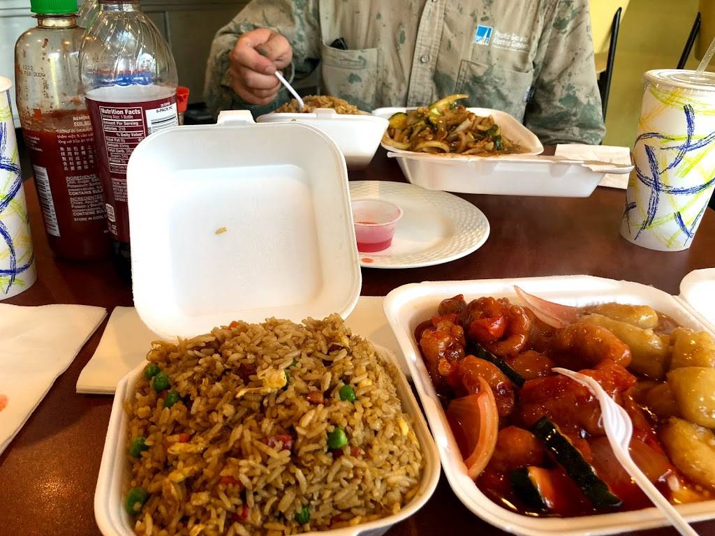 Flying Wok | restaurant | 3311 Power Inn Rd, Sacramento, CA 95826, USA | 9167318851 OR +1 916-731-8851