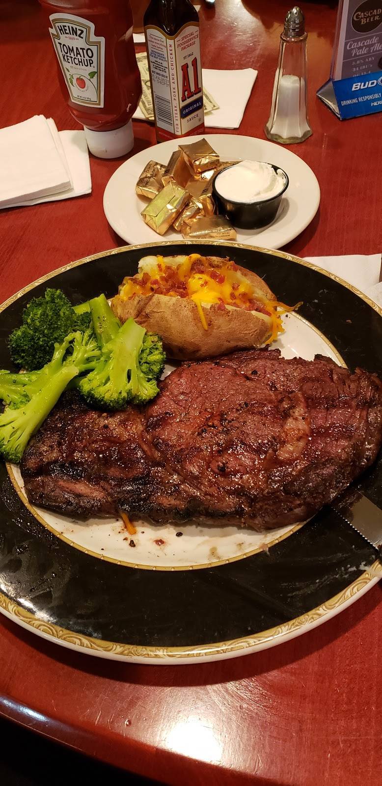 Thorpes Market Avenue Grill | restaurant | 320 Market Ave S, Canton, OH 44702, USA | 3305805873 OR +1 330-580-5873