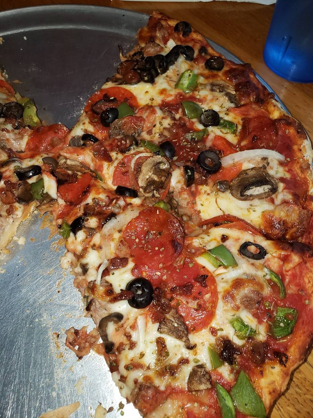 Bommaritos Pizzeria | restaurant | 8916 Gravois Rd, St. Louis, MO 63123, USA | 3146381300 OR +1 314-638-1300