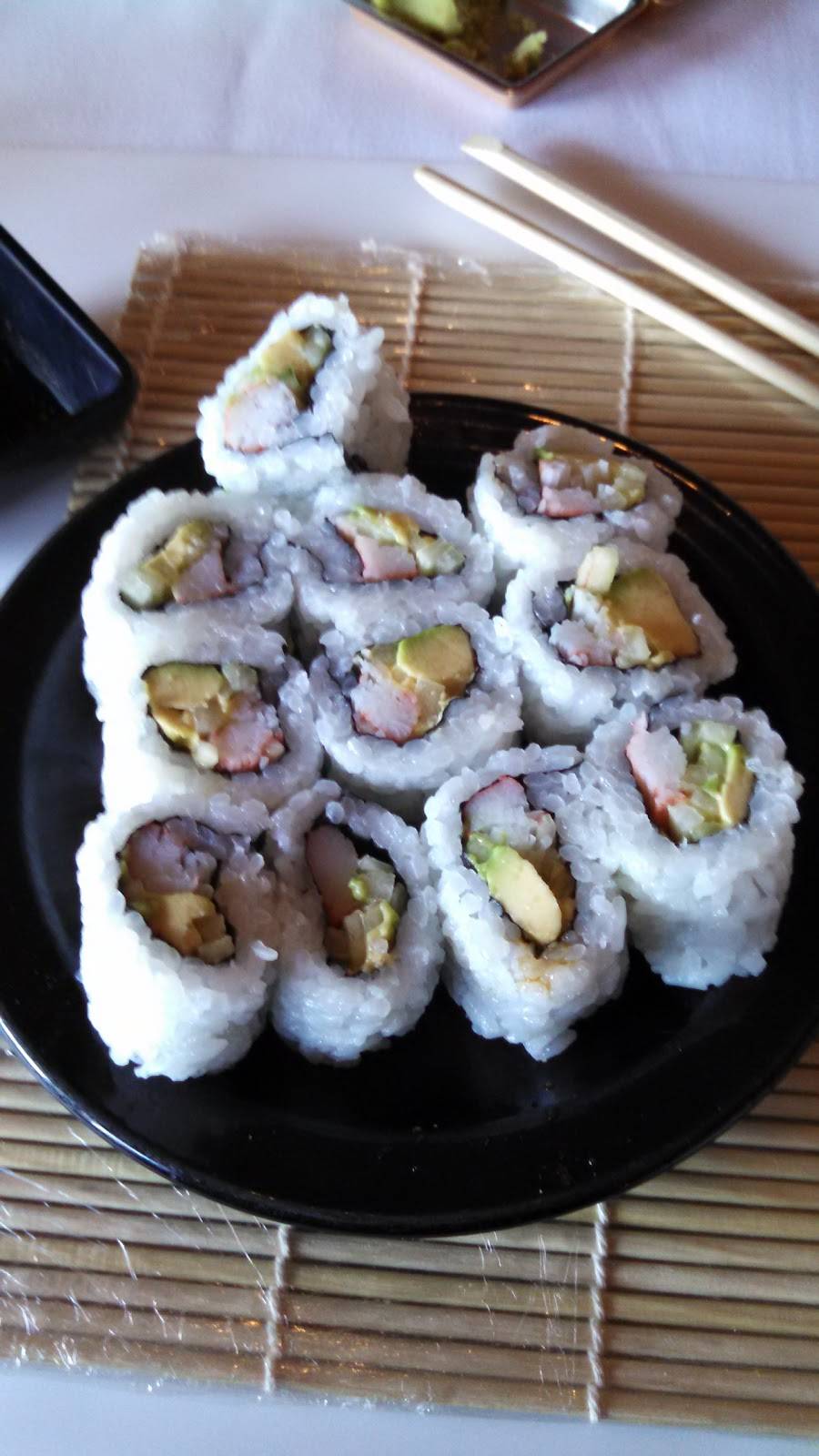 Stingray Sushi Bar + Asian Grill | restaurant | 59 Lake Ave, Rehoboth Beach, DE 19971, USA | 3022276476 OR +1 302-227-6476