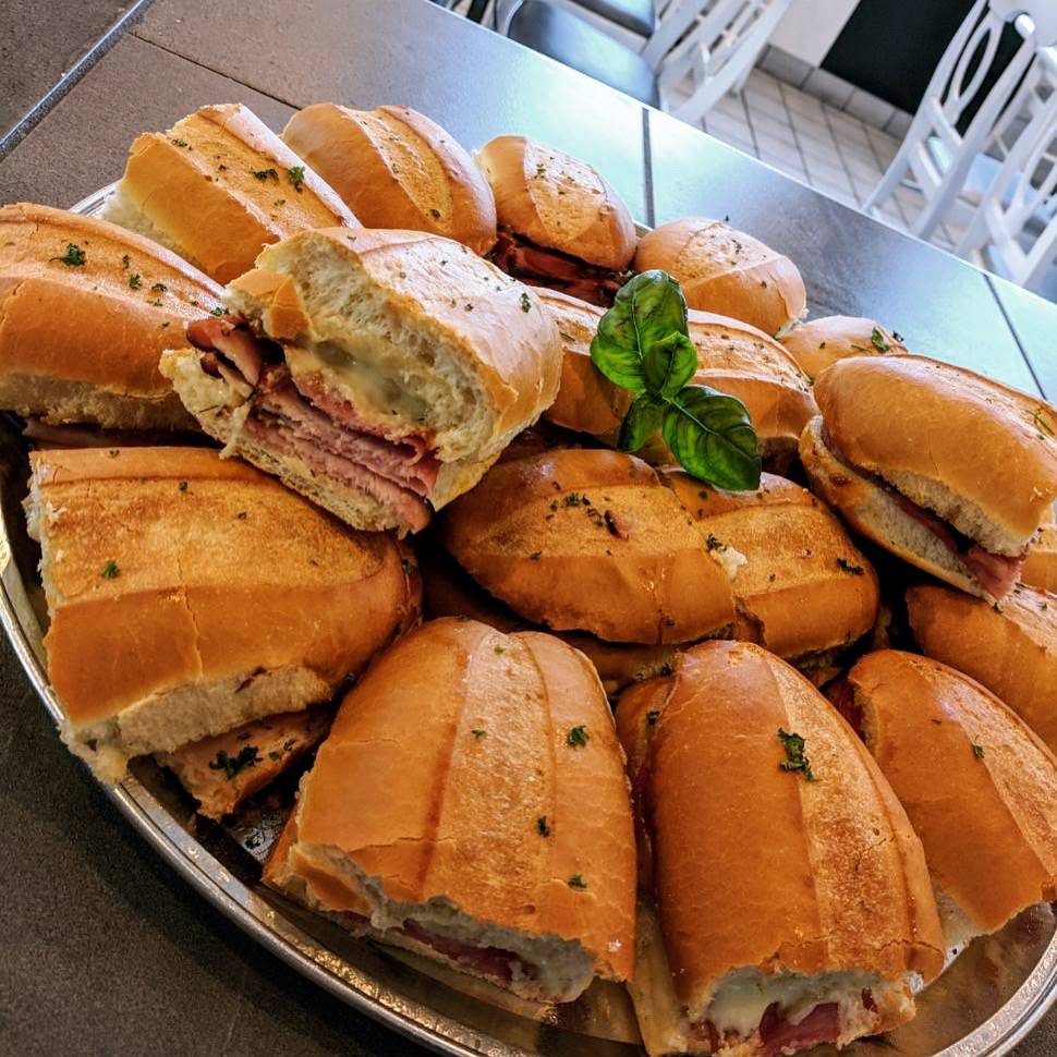 Insomnia Trattoria and Wine Bar | meal takeaway | 649 Scottsdale Dr #1, Guelph, ON N1G 4T7, Canada | 5198379889 OR +1 519-837-9889