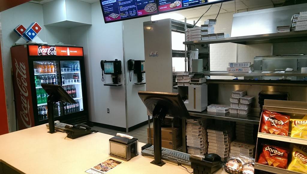 Dominos Pizza | meal delivery | 28 Western Ave, Augusta, ME 04330, USA | 2076221900 OR +1 207-622-1900