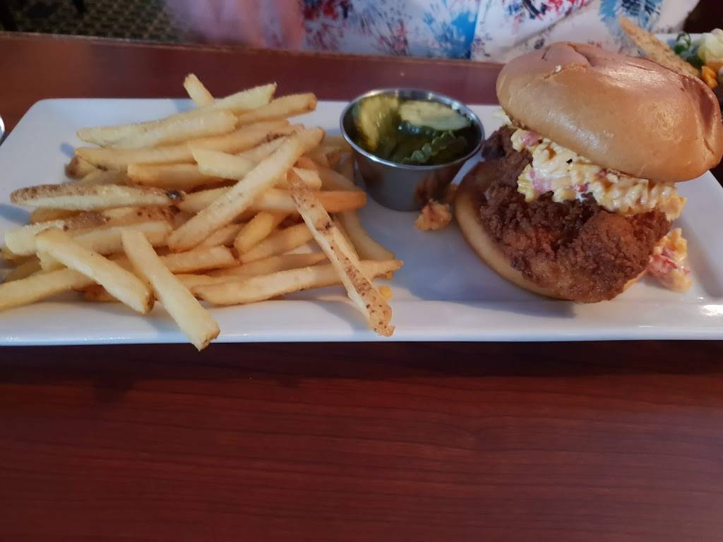 Ruby Tuesday | restaurant | 12037 Indian River Rd, DIberville, MS 39540, USA | 2283920881 OR +1 228-392-0881