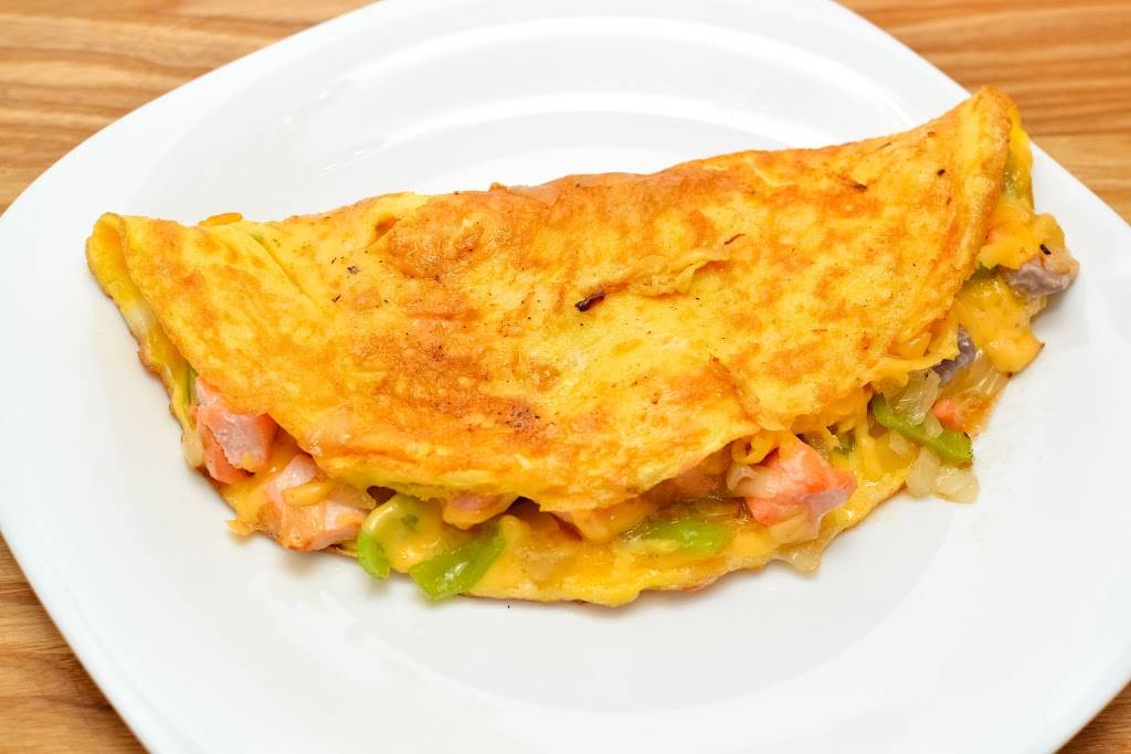 H & H Drive In Restaurant | restaurant | 201 W Dr M L King Jr Dr, Maxton, NC 28364, USA | 9108443991 OR +1 910-844-3991