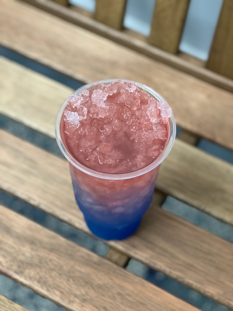 Highway Blends | restaurant | 4225 E Station Rd, Roanoke, IN 46783, USA | 2602242807 OR +1 260-224-2807