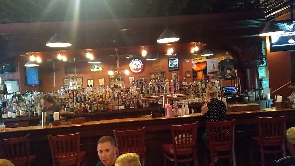 Bardstown At Home | restaurant | 103 W Stephen Foster Ave, Bardstown, KY 40004, USA | 5023488003 OR +1 502-348-8003