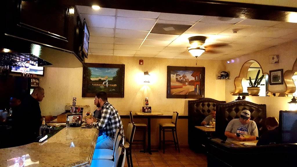 Gran Rodeo Mexican Bar & Grill | restaurant | 200 Painters Crossing, West Chester, PA 19382, USA | 4848400323 OR +1 484-840-0323