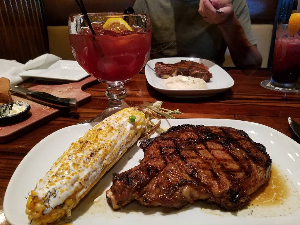 LongHorn Steakhouse | meal takeaway | 2475 S Oneida St, Green Bay, WI 54304, USA | 9204050467 OR +1 920-405-0467