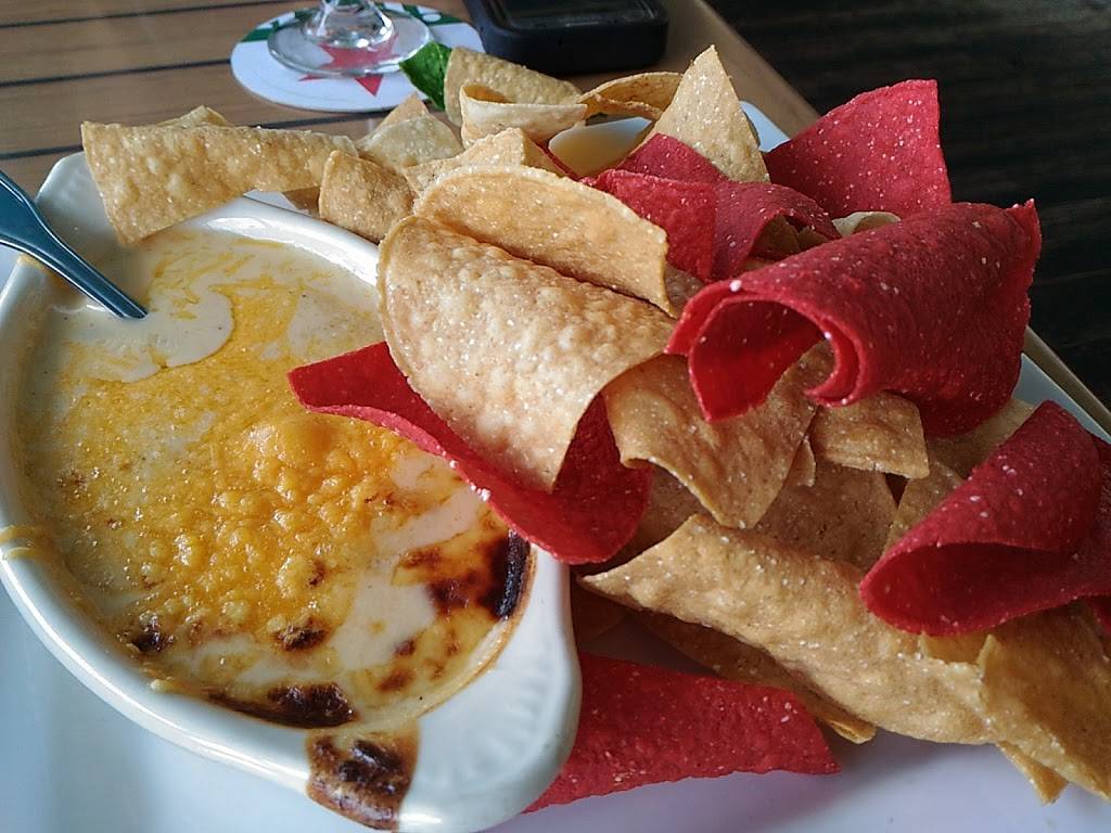 Backwaters on Sand Key | restaurant | 1261 Gulf Blvd, Clearwater Beach, FL 33767, USA | 7275177383 OR +1 727-517-7383