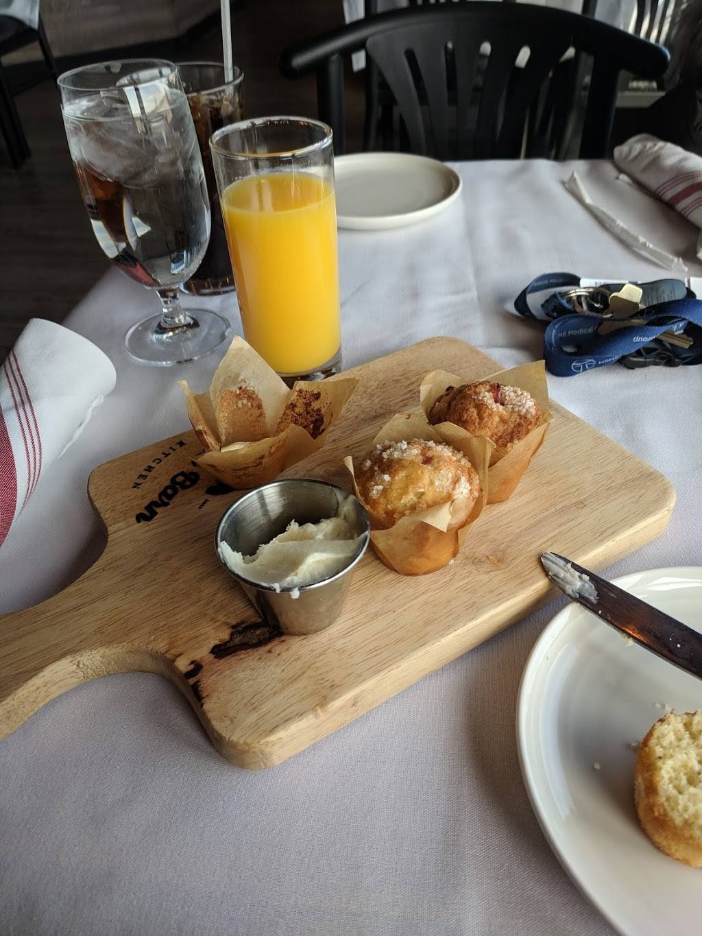 Red Barn Kitchen | restaurant | 910 S Airport Rd, Decatur, IL 62521, USA | 2173307777 OR +1 217-330-7777