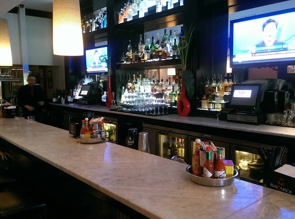 Big Fin Seafood Kitchen | restaurant | 8046 Via Dellagio Way Dellagio, Orlando, FL 32819, USA | 4076158888 OR +1 407-615-8888