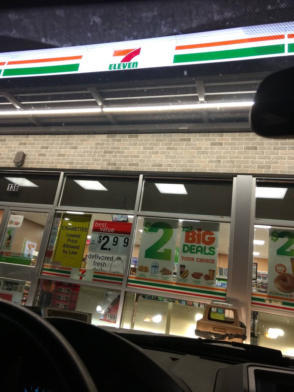 7-Eleven | bakery | 136 Hempstead Turnpike, West Hempstead, NY 11552, USA | 5164834693 OR +1 516-483-4693