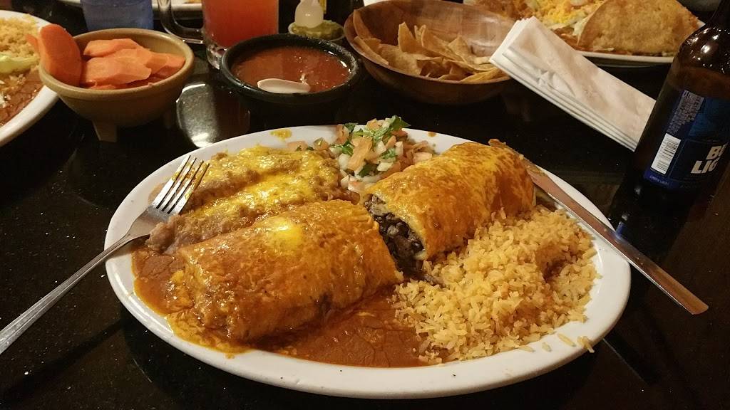 El Patio | restaurant | 410 Broadway, Chula Vista, CA 91910, USA | 6194229745 OR +1 619-422-9745