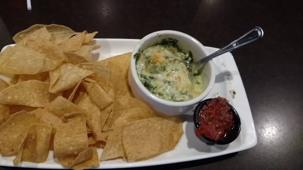 Applebees Grill + Bar | restaurant | 10823 Hull Street Rd, Midlothian, VA 23112, USA | 8042763855 OR +1 804-276-3855