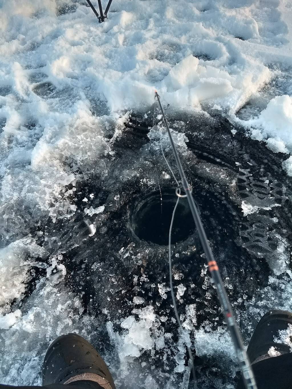 Lakeside Club | restaurant | 10 Old Wildwood Rd, Mahtomedi, MN 55115, USA | 6517774097 OR +1 651-777-4097