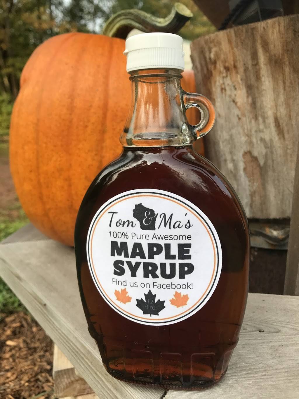 Tom & Mas Maple | restaurant | W1003 Ritchie Rd, Brantwood, WI 54513, USA | 7159220669 OR +1 715-922-0669