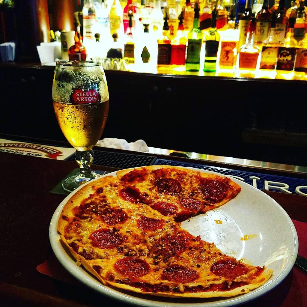 The Avenue | restaurant | 71-22 Myrtle Ave, Glendale, NY 11385, USA | 3477253853 OR +1 347-725-3853