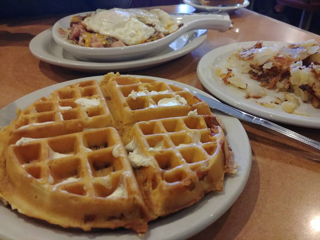 Northfield Restaurant | restaurant | 391 Central Ave, Northfield, IL 60093, USA | 8474463808 OR +1 847-446-3808