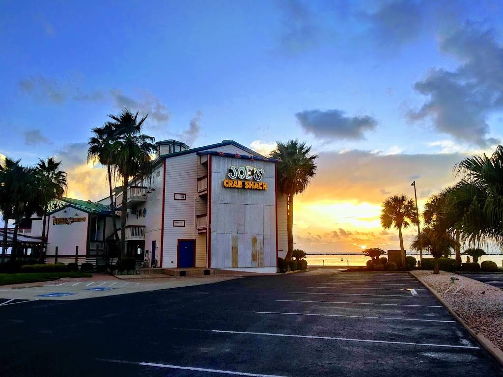 Joes Crab Shack | restaurant | 444 N Shoreline Blvd, Corpus Christi, TX 78401, USA | 3619040227 OR +1 361-904-0227