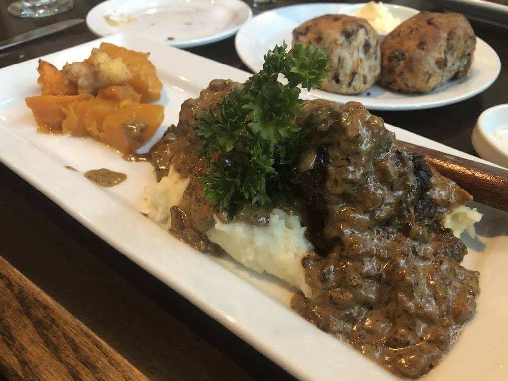 Joshs at Davisville | restaurant | 339 E Falmouth Hwy, East Falmouth, MA 02536, USA | 7742551178 OR +1 774-255-1178