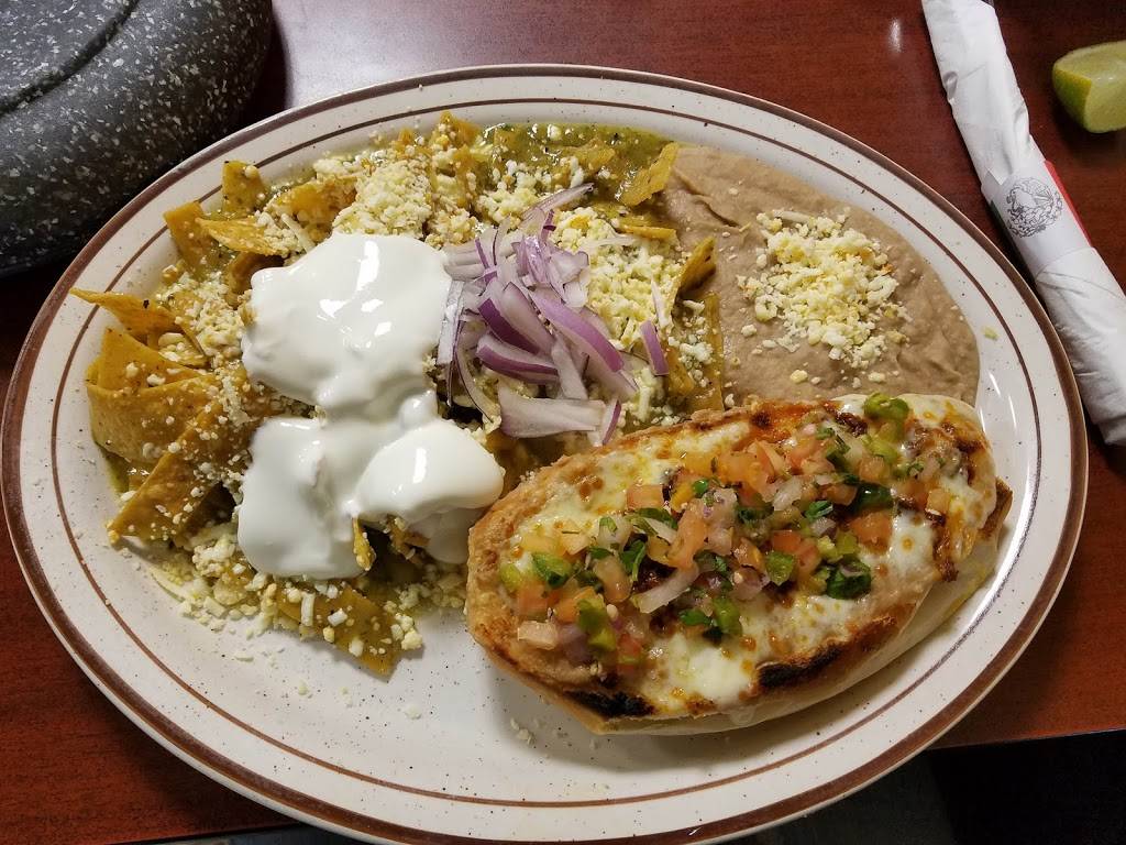 La Quebrada De La 63 | restaurant | 3816 W 63rd St, Chicago, IL 60629, USA | 7735859943 OR +1 773-585-9943