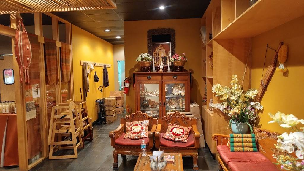 Thai Spice | restaurant | 1210 S Gilbert St # 200, Iowa City, IA 52240, USA | 3193512581 OR +1 319-351-2581