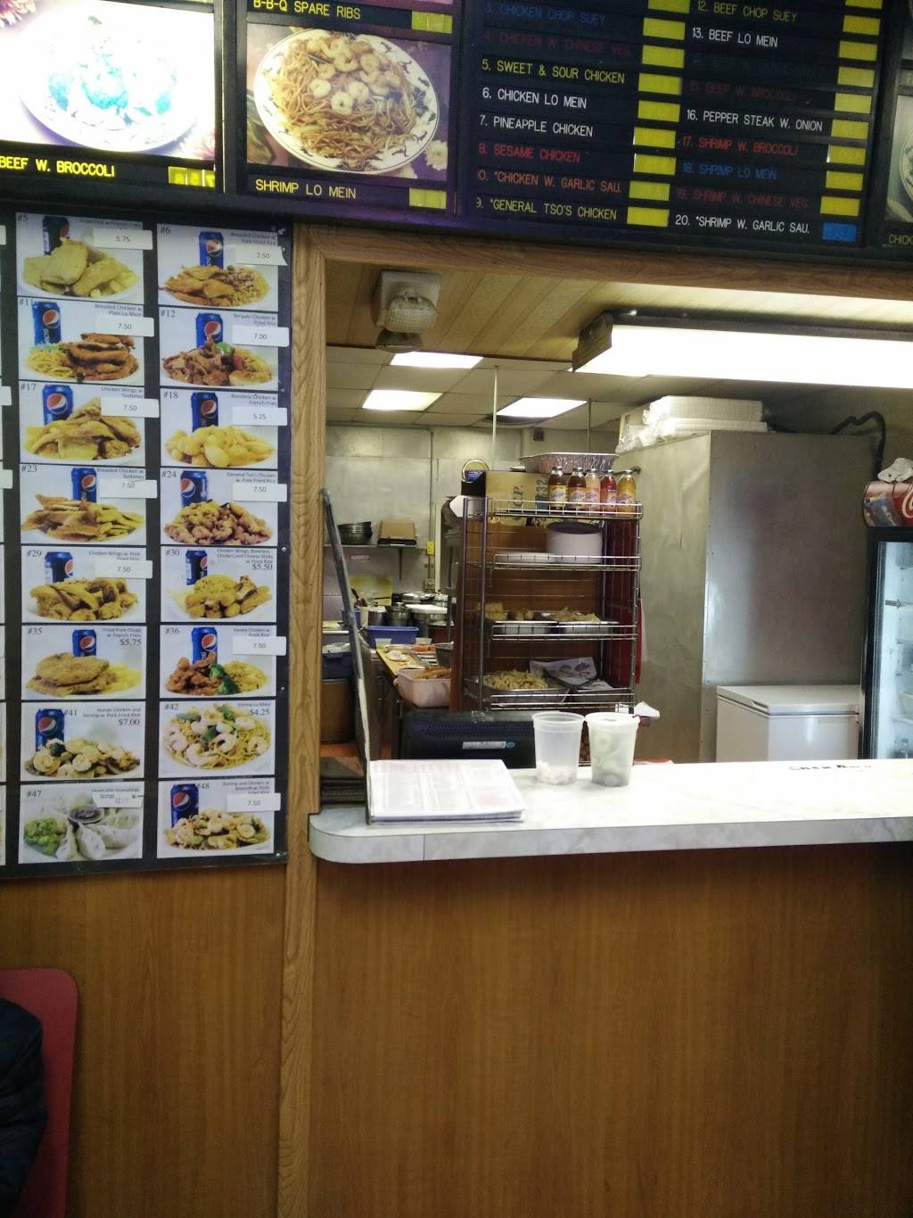 Lees | restaurant | 1151 Summit Ave, Jersey City, NJ 07307, USA | 2012171557 OR +1 201-217-1557