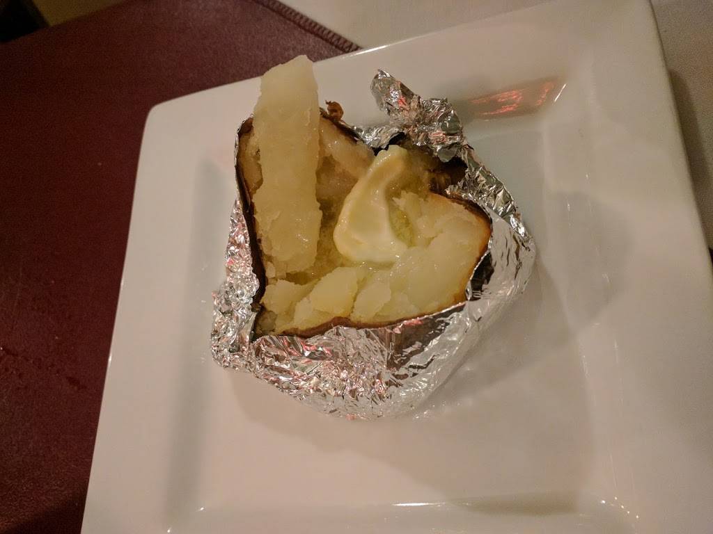 P & E Steak House | restaurant | N2319 State Hwy 13, Medford, WI 54451, USA | 7157482975 OR +1 715-748-2975