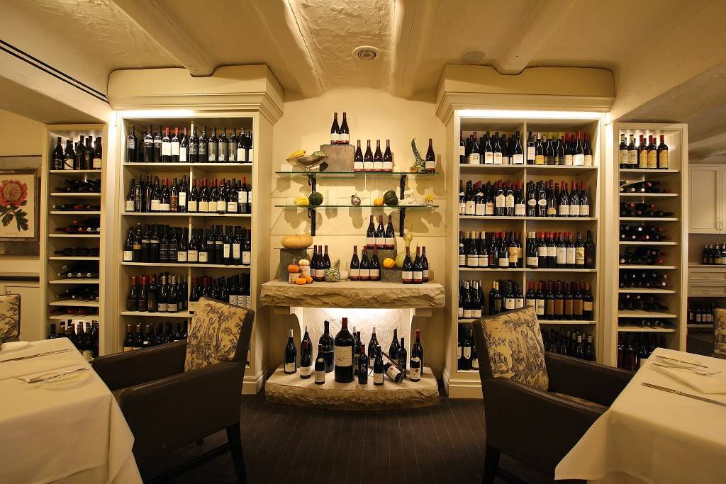 Auberge du Pommier | restaurant | 4150 Yonge St, North York, ON M2P 2C6, Canada | 4162222220 OR +1 416-222-2220