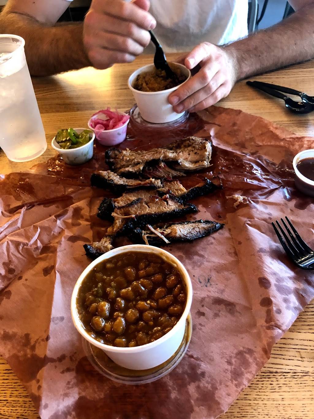 Blus Barbeque | restaurant | 17630 Preston Rd, Dallas, TX 75252, USA | 9723167478 OR +1 972-316-7478