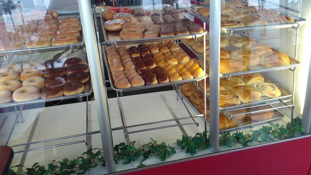 Bellflower Bagels | bakery | 17025 Bellflower Blvd, Bellflower, CA 90706, USA | 5628668672 OR +1 562-866-8672