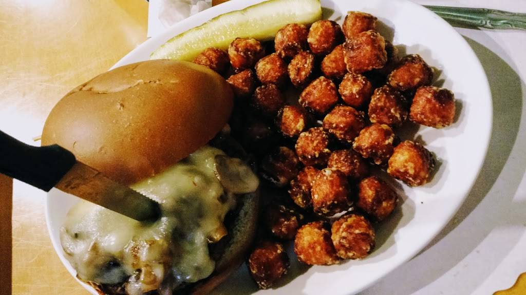 Tom X Pub | restaurant | 100 Tom X Rd, East Stroudsburg, PA 18302, USA | 5702235025 OR +1 570-223-5025