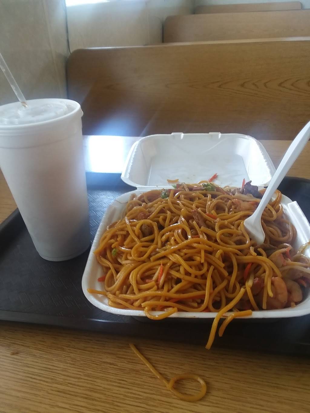 Chinese Chef | restaurant | 2619 S 4th St, Louisville, KY 40208, USA | 5028223317 OR +1 502-822-3317