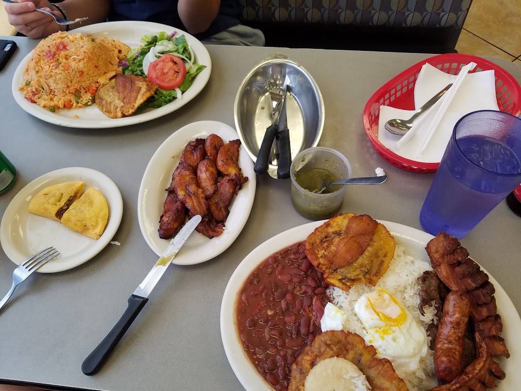 La Olla Restaurant | restaurant | 2111 Spring Cypress Rd, Spring, TX 77388, USA | 2812882626 OR +1 281-288-2626