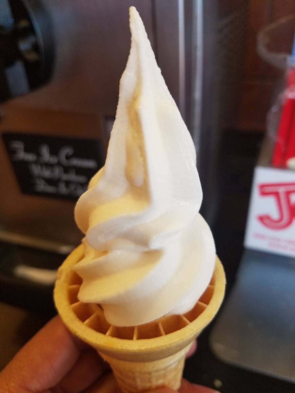 Golden Chick | meal takeaway | 1706 W 2nd St, Taylor, TX 76574, USA | 5123094680 OR +1 512-309-4680