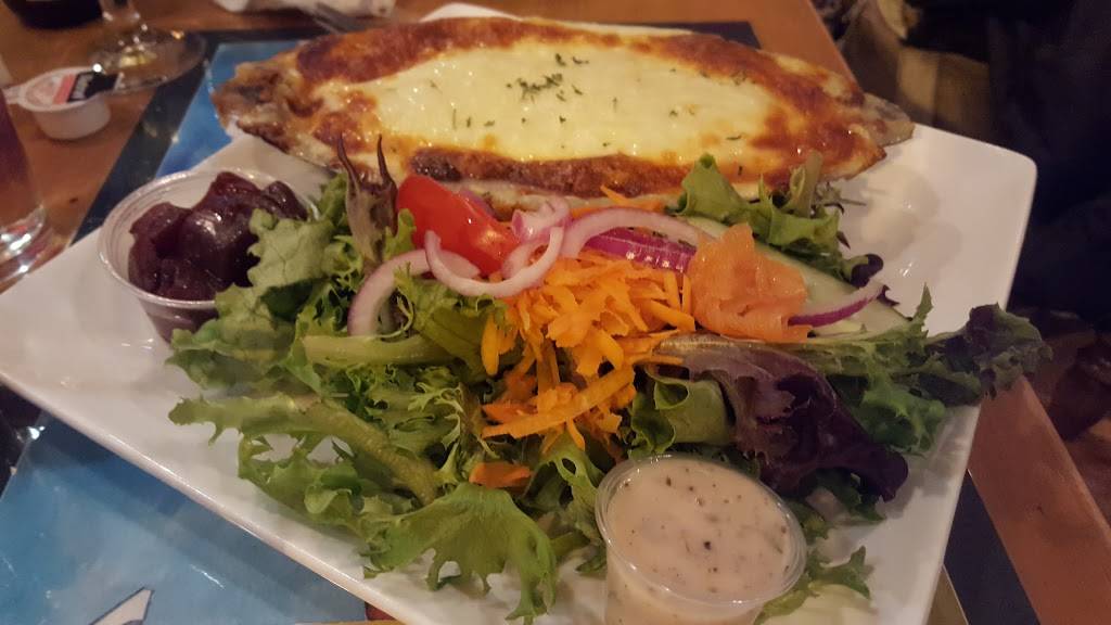 Restaurant Les Îles en ville Verdun | cafe | 5335 Rue Wellington, Verdun, QC H4H 1N3, Canada | 5145440854 OR +1 514-544-0854