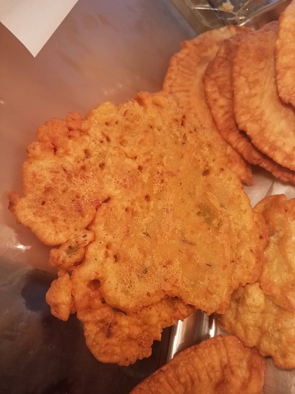 Carmens Kitchen | restaurant | 1644 W 4th St, Wilmington, DE 19805, USA | 3026551211 OR +1 302-655-1211