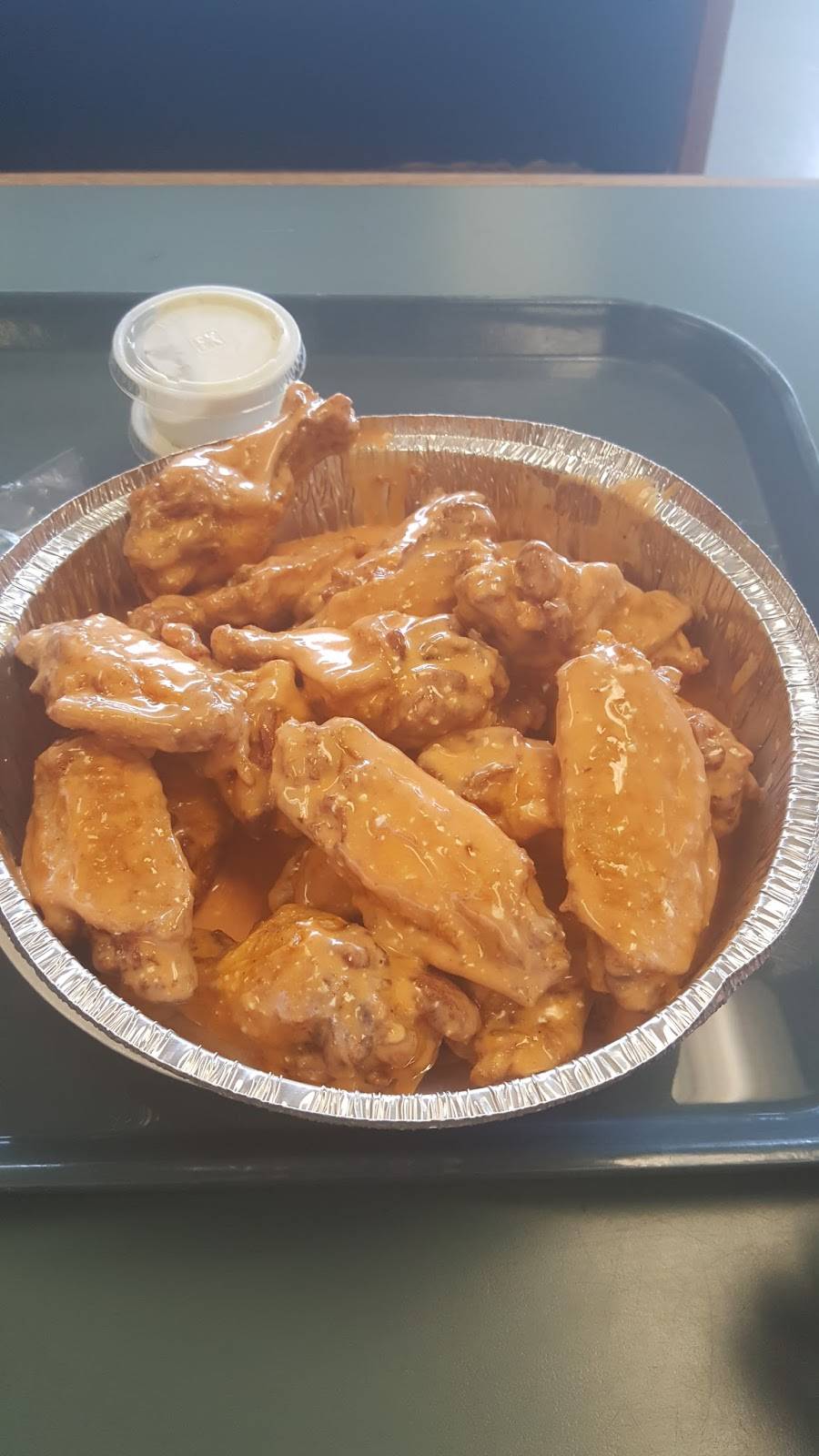 Slacks Hoagie Shack | meal takeaway | 2499 Aramingo Ave, Philadelphia, PA 19125, USA | 2154234020 OR +1 215-423-4020