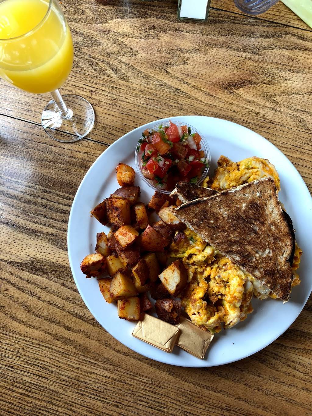 The Ramp | restaurant | 855 Terry A Francois Blvd, San Francisco, CA 94158, USA | 4156212378 OR +1 415-621-2378