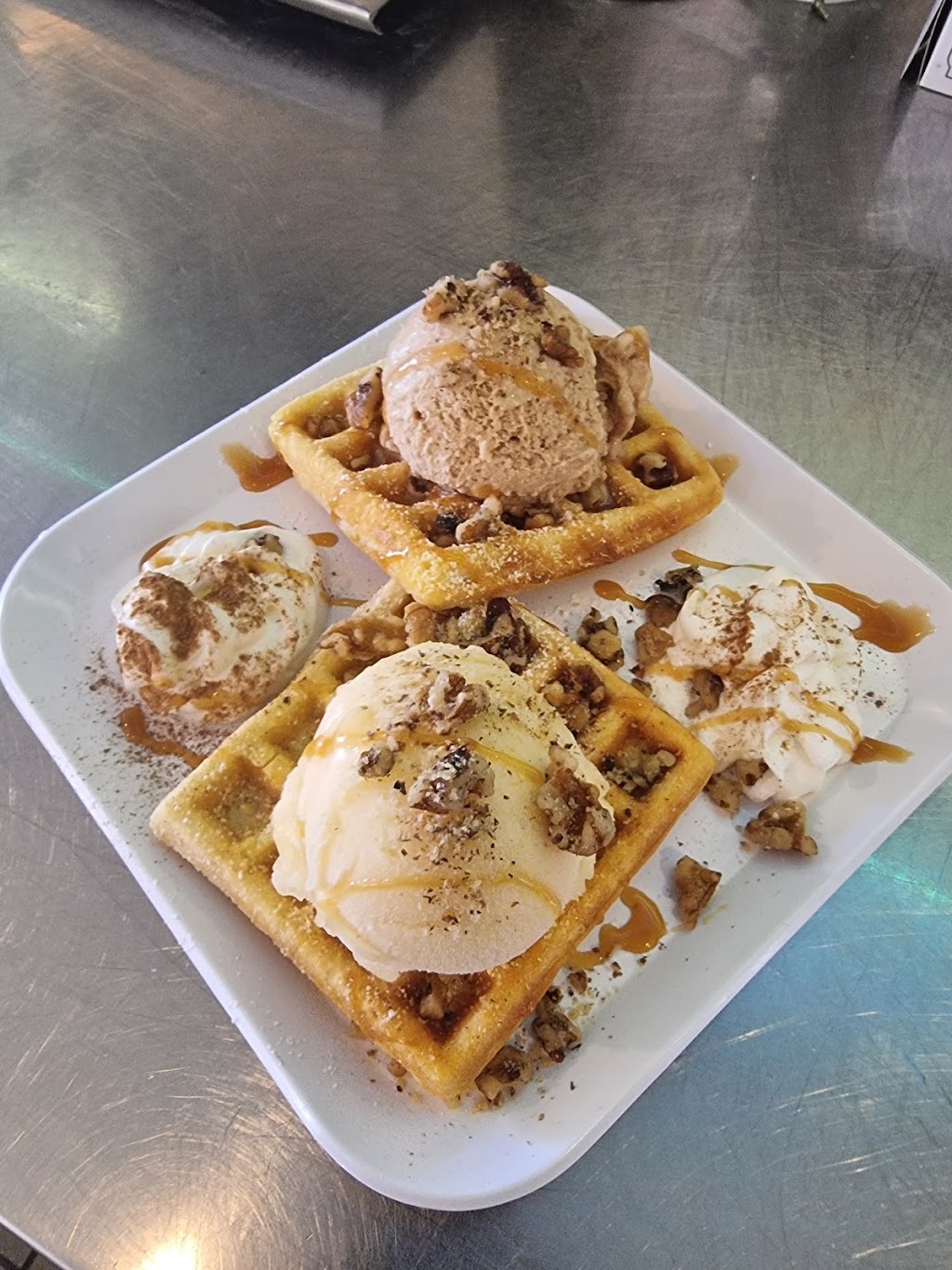 B&B Restaurant and Cafe | restaurant | 550 S Oak Ave, Primos, PA 19018, USA | 6103941212 OR +1 610-394-1212