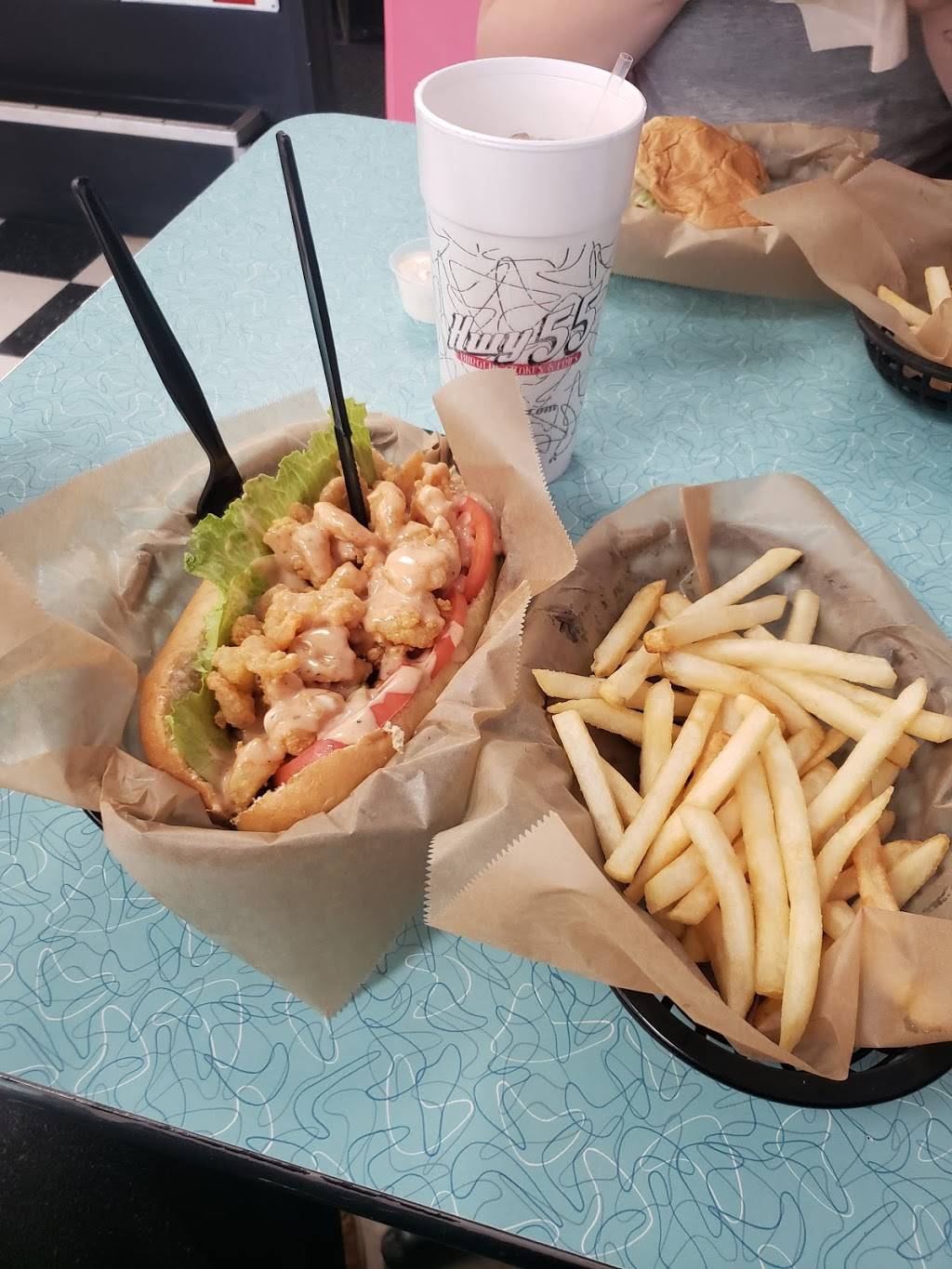 Hwy 55 Burgers Shakes & Fries | restaurant | 306 S Church St, Kenly, NC 27542, USA | 9192840450 OR +1 919-284-0450