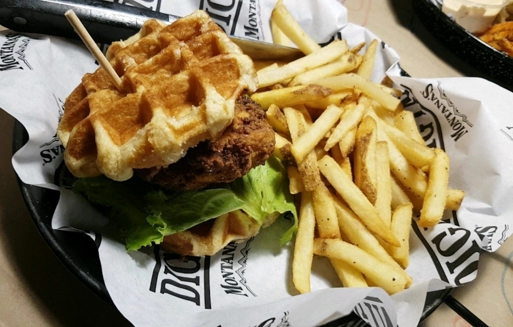 Montanas | restaurant | 65 Skyway Ave Unit 15, Etobicoke, ON M9W 6C7, Canada | 4166745589 OR +1 416-674-5589