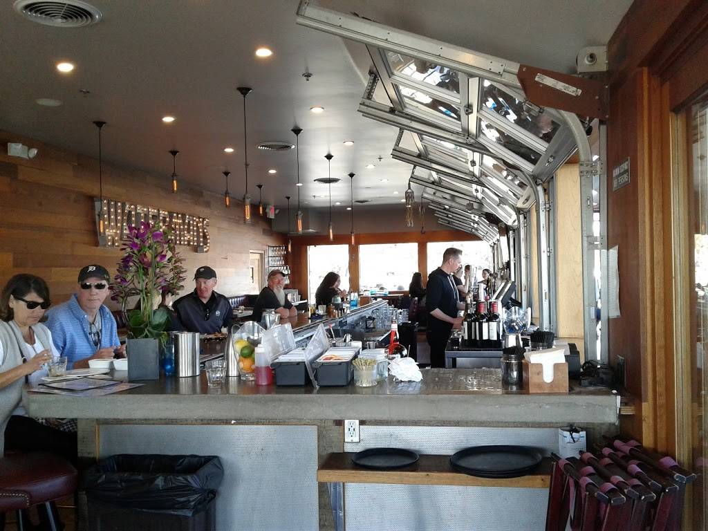Waterman’s Harbor | restaurant | 34661 Golden Lantern, Dana Point, CA 92629, USA | 9497643474 OR +1 949-764-3474