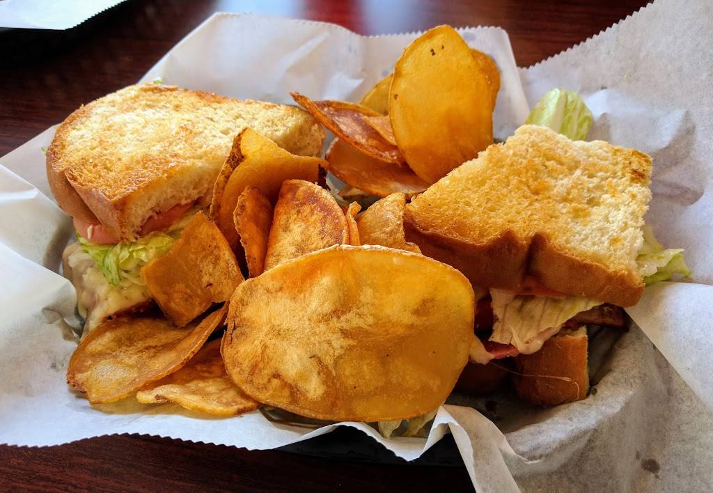 Suzie Qs Breakfast Nook | restaurant | 2410 38th St, Bay City, MI 48708, USA | 9894021792 OR +1 989-402-1792