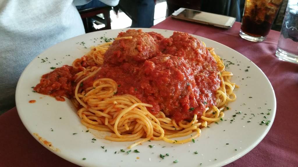 Stephanos Ristorante | restaurant | 32 Market St, Wappingers Falls, NY 12590, USA | 8452979300 OR +1 845-297-9300