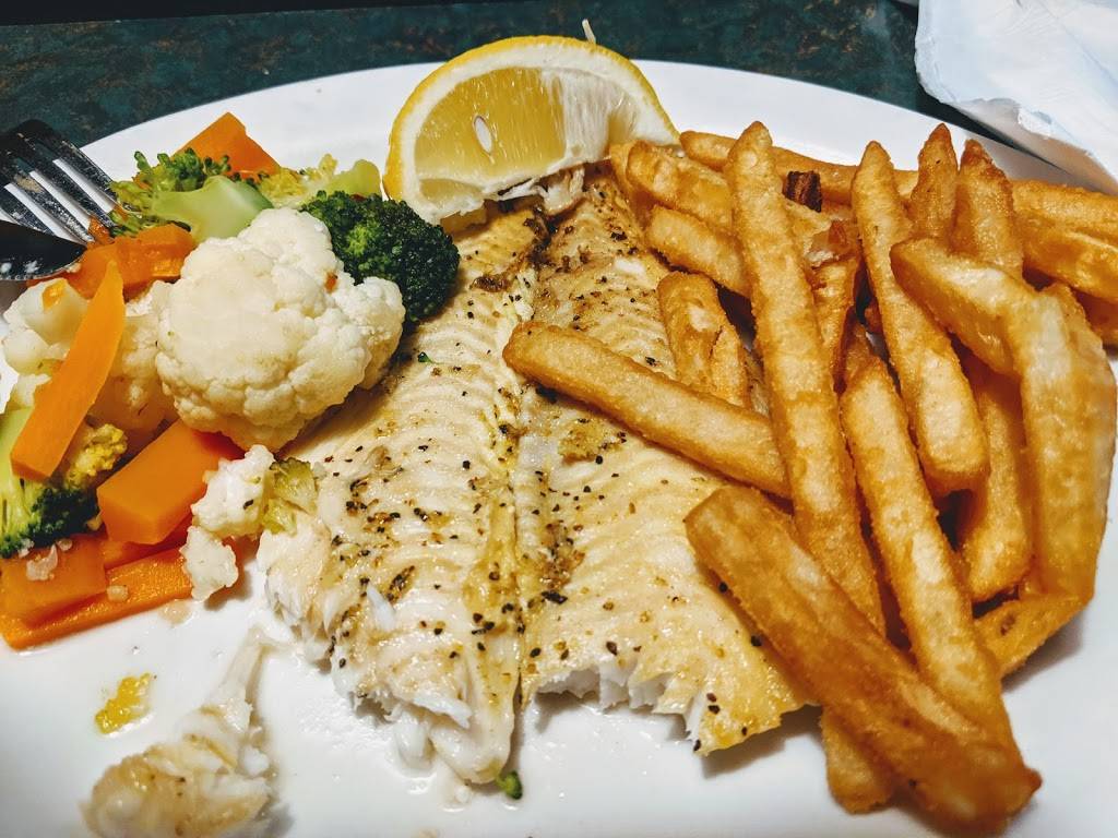 Finnigans Road House | restaurant | 955 Pembroke St E, Pembroke, ON K8A 3M3, Canada | 6137352333 OR +1 613-735-2333