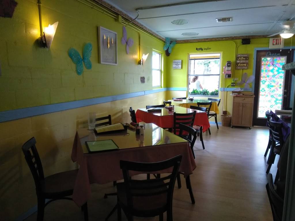 Daydreamers Cafe and Grill | restaurant | 143 7th Ave N, Safety Harbor, FL 34695, USA | 7277230909 OR +1 727-723-0909