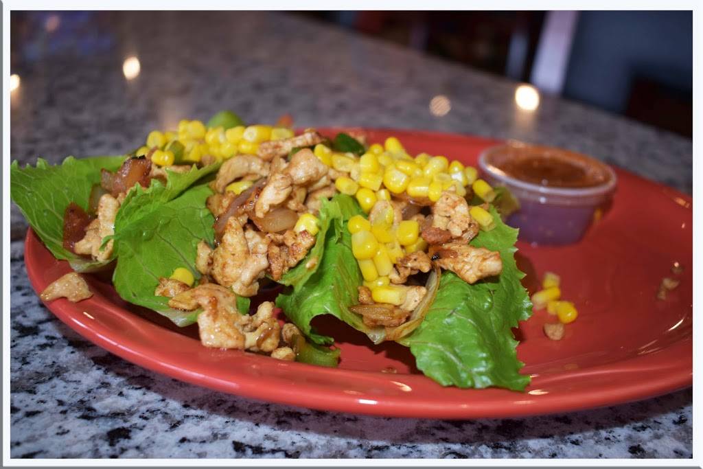 El Lago Mexican Restaurant | restaurant | 10150 Brooks School Rd, Fishers, IN 46037, USA | 3172889760 OR +1 317-288-9760